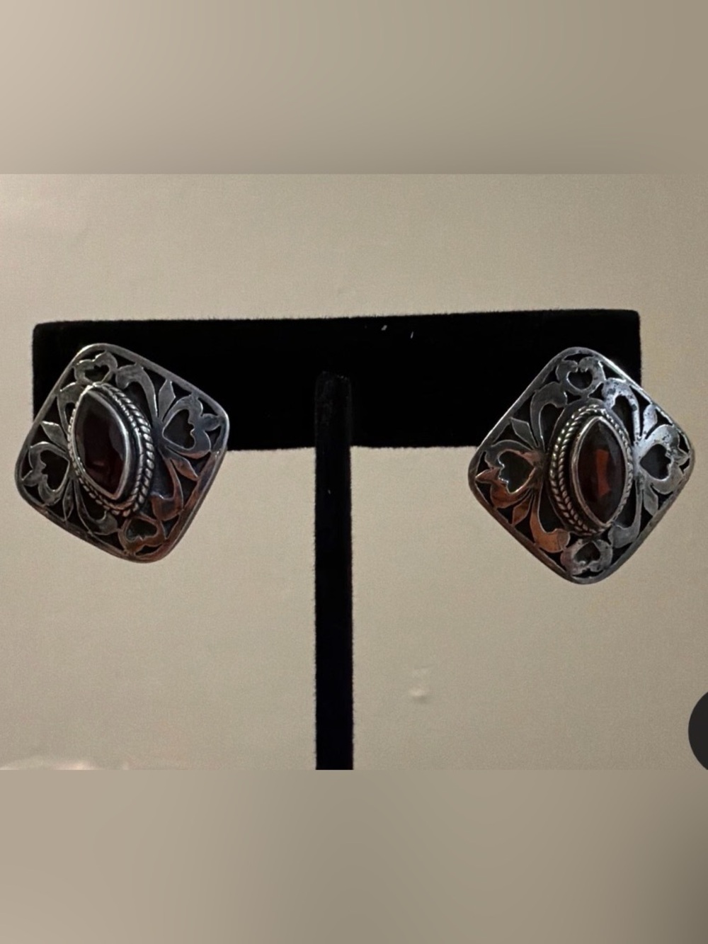 925 Sterling Silver Floral Filigree Stud Earrings - Silver